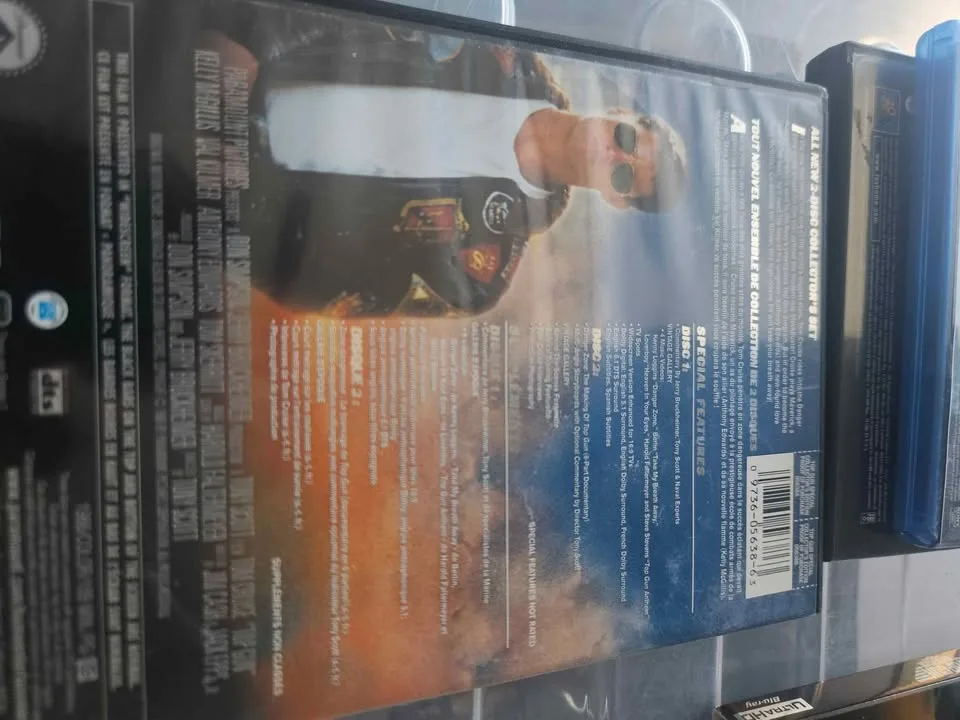 Blu Ray and Dvd Tom Cruise movies image indicator(3)