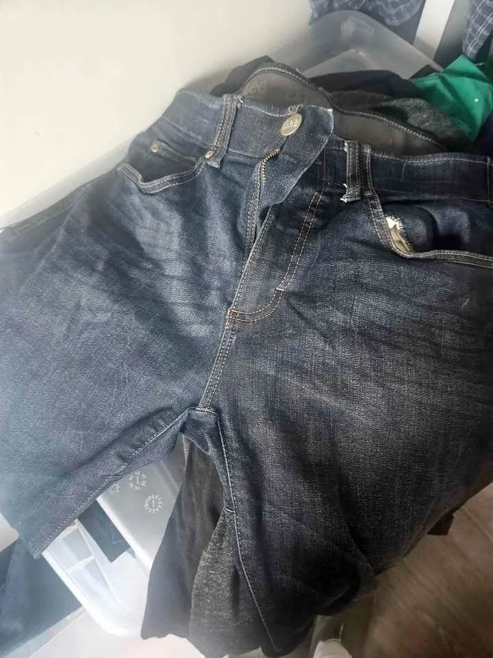 Men's Clothes: Levi's, Wrangler, Nike - Used, Good Shape