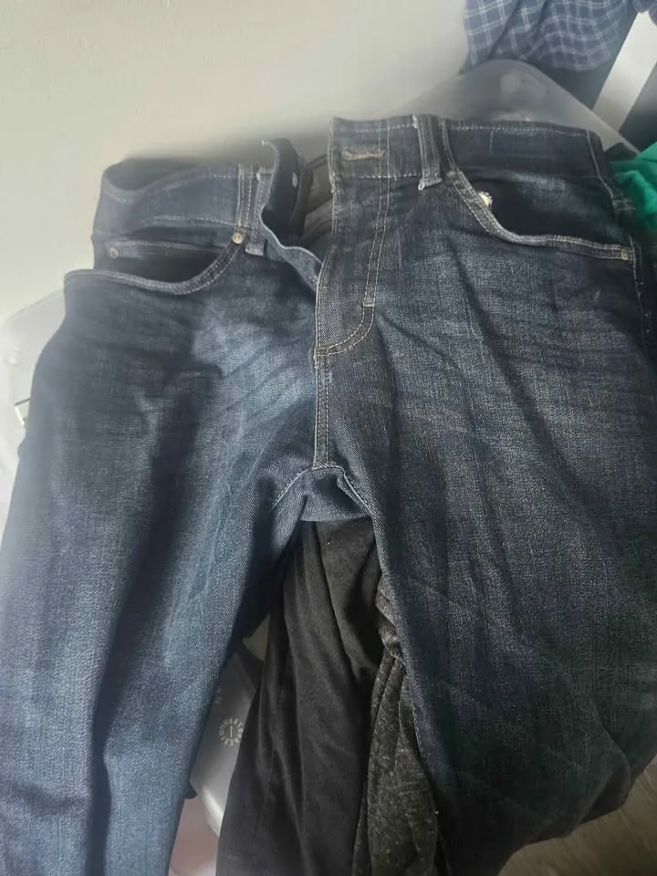 Men's Clothes: Levi's, Wrangler, Nike - Used, Good Shape image indicator(6)