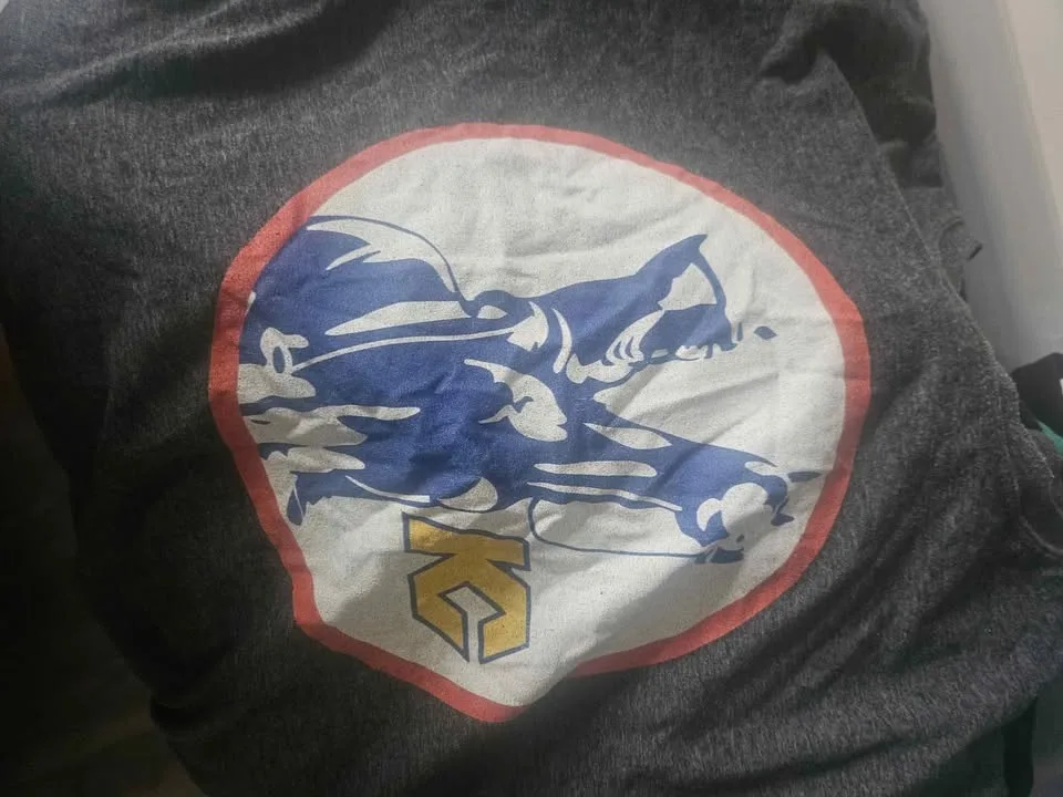 Men's Clothes: Levi's, Wrangler, Nike - Used, Good Shape image indicator(9)