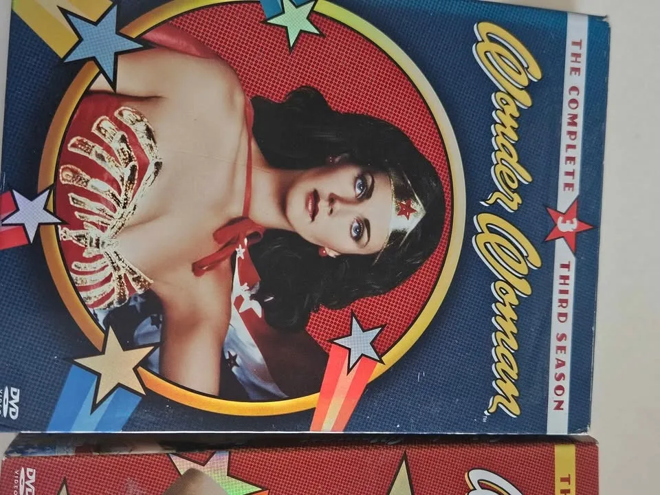 Wonder Woman Collecton image indicator(3)