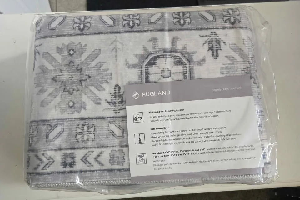 Sealed - 5x7ft Area Rug Vintage Tribal Design. image indicator(8)