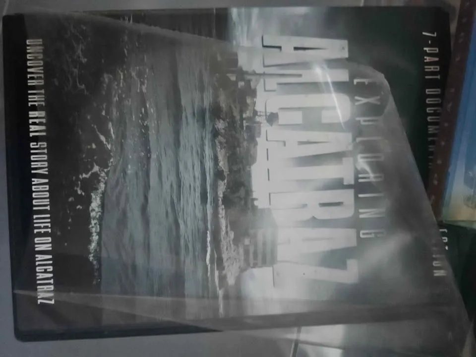 Alcatraz image indicator(3)