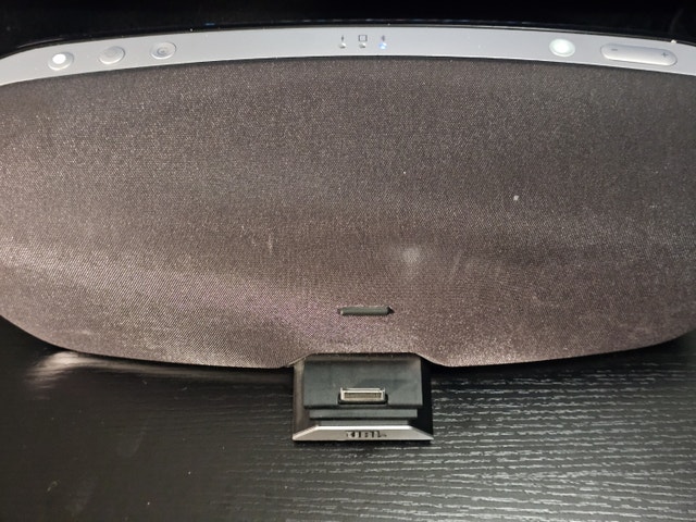 JBL OnBeat Venue Speaker Dock - photo 2