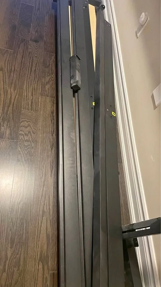 Zinus metal bed and head board