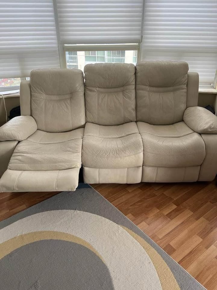 Leather Couch Set (Recliner) - NEED GONE ASAP - photo 4