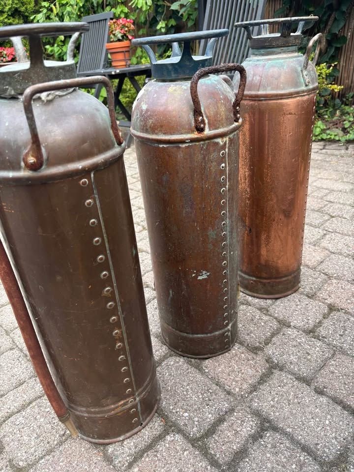 Three vintage brass fire extinguishers - photo 3