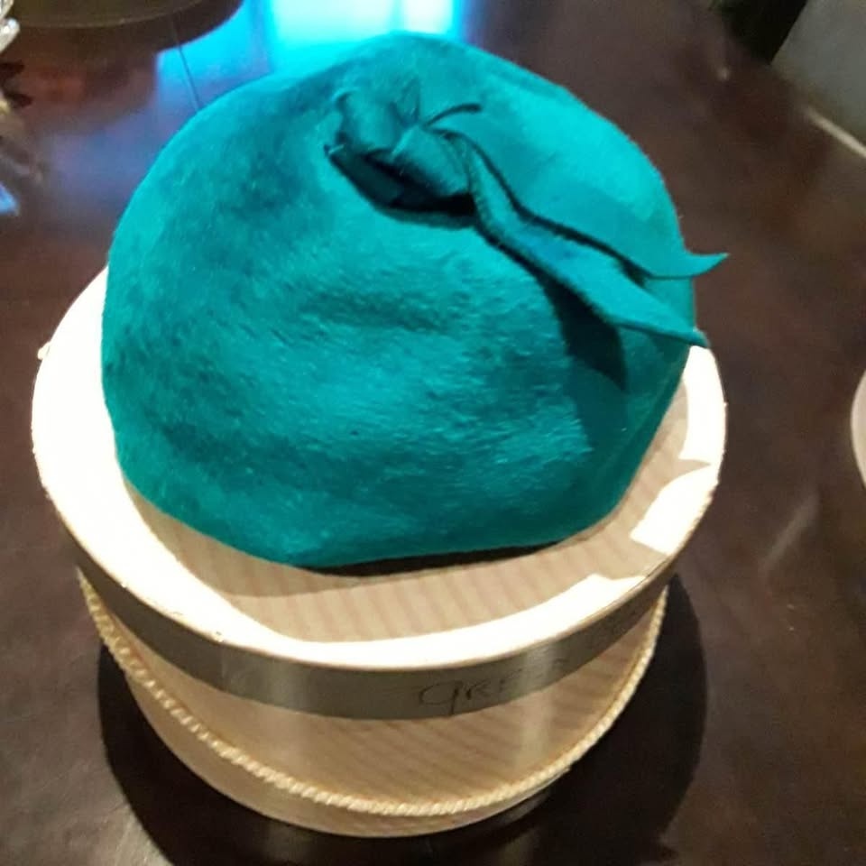 Vintage ladies hats - photo 4