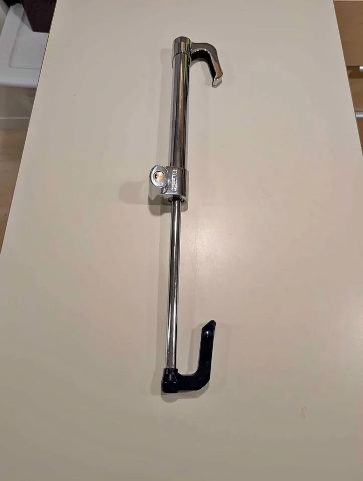 Universal Steering Wheel Brake Lock