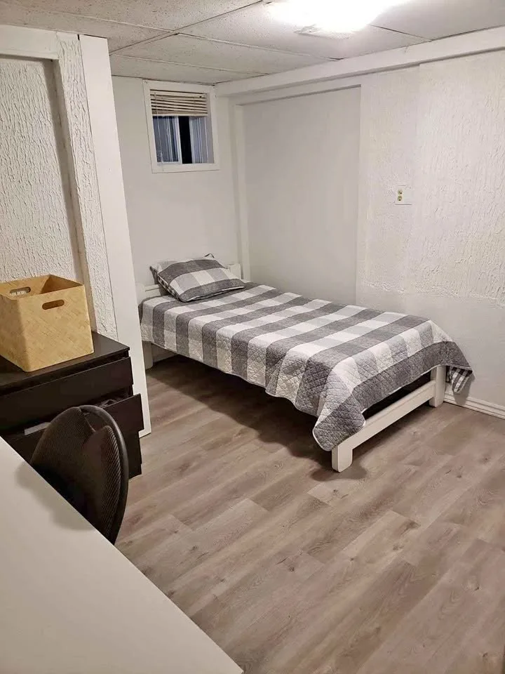 Private room for rent