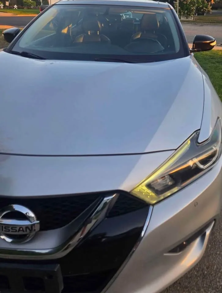 2017 Nissan Maxima · SL Sedan 4D image indicator(2)