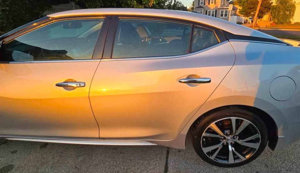 2017 Nissan Maxima · SL Sedan 4D - photo 4