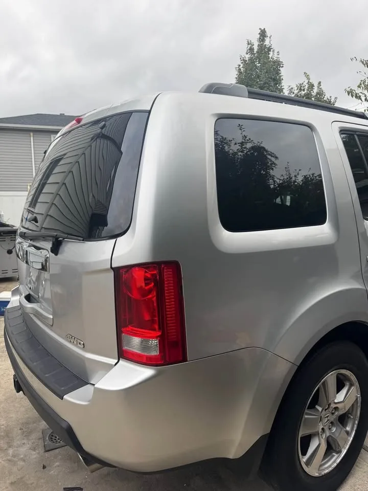 2010 Honda Pilot · EX Sport Utility 4D image indicator(6)