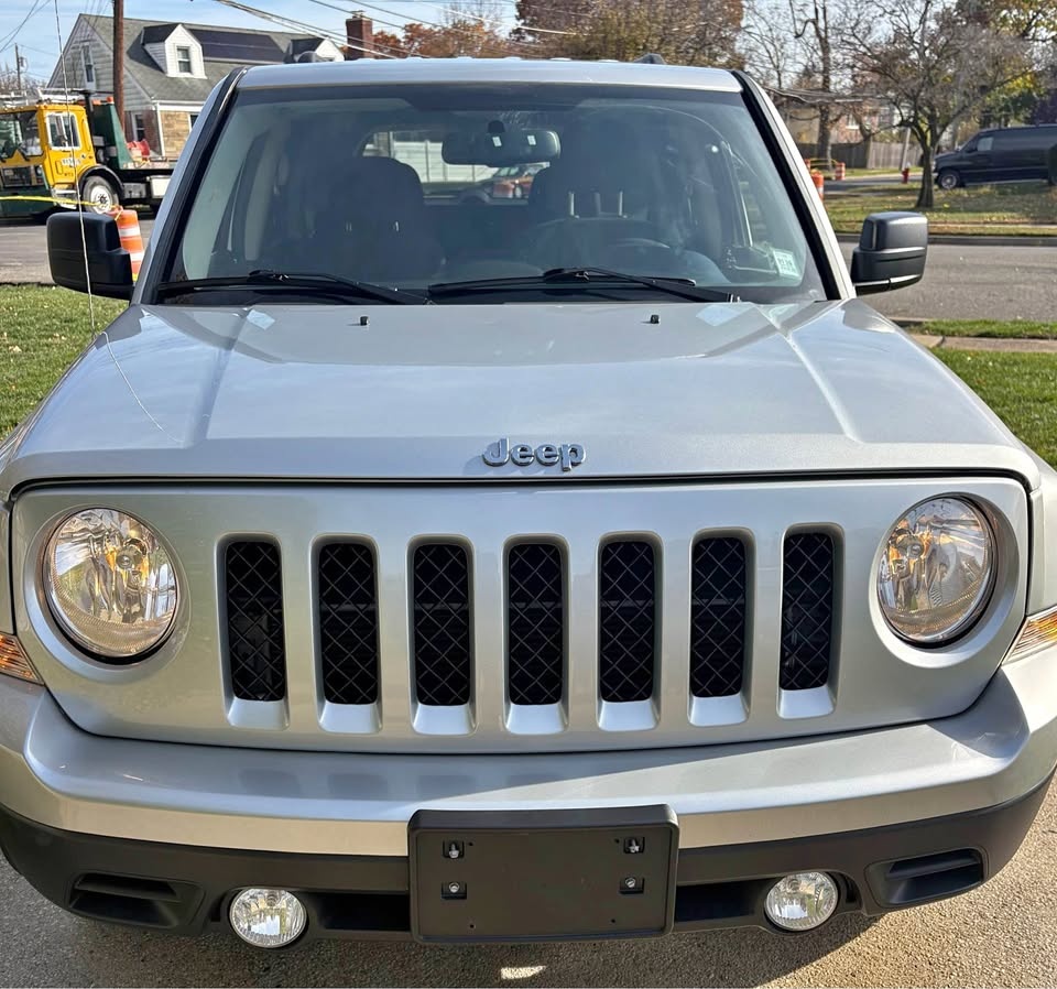 2014 Jeep Patriot · Latitude Sport Utility 4D