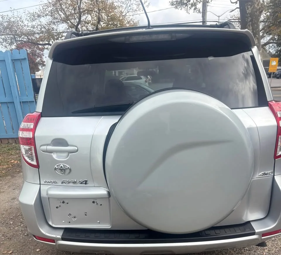 2009 Toyota RAV4 · "Sport" Sport Utility 4D image indicator(6)