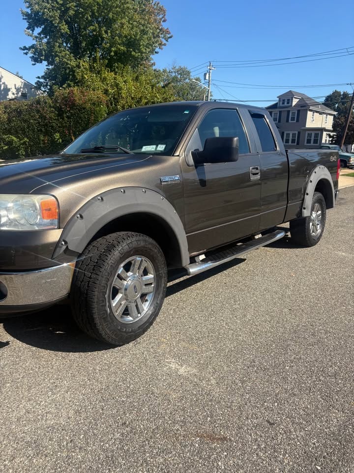 2008 Ford F150 Regular Cab · XLT Pickup 2D 8 ft - photo 2