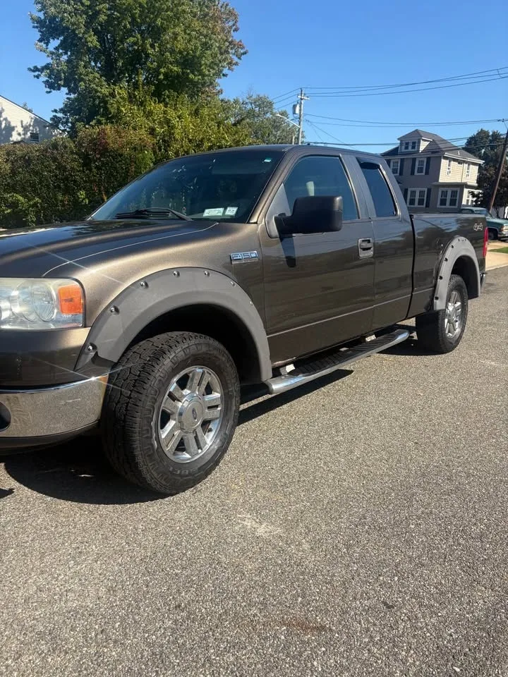 2008 Ford F150 Regular Cab · XLT Pickup 2D 8 ft image indicator(2)