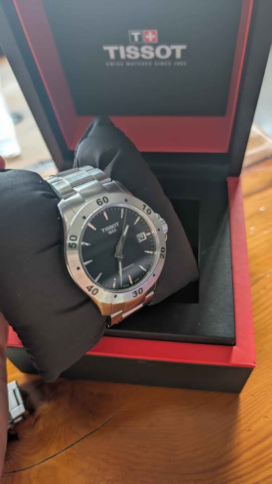 Tissot T106407A Swiss Watch for sale - photo 3