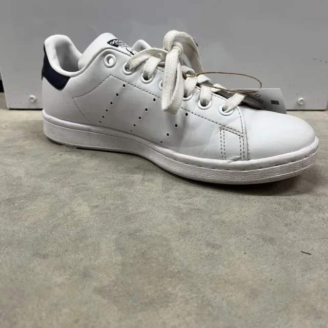 Adidas Stan Smith sz7 image indicator(3)