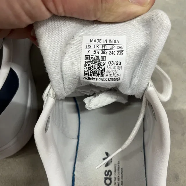 Adidas Stan Smith sz7 image indicator(5)