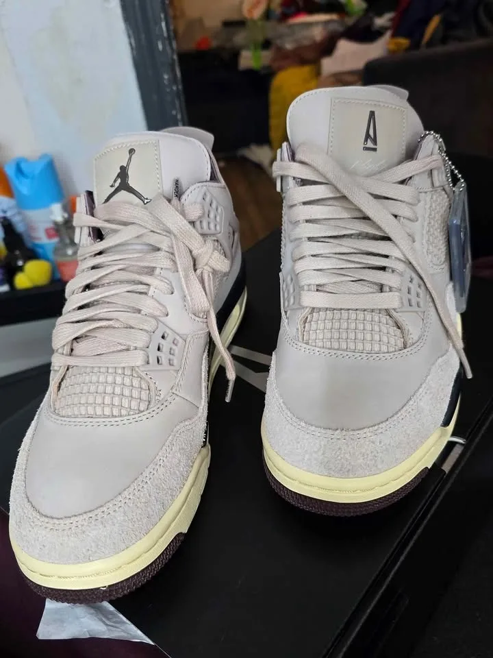 Jordan 4 Retro A Ma Maniére (Women's) image indicator(2)