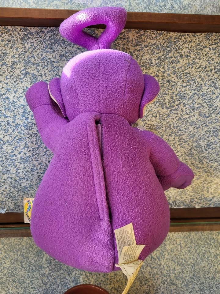 Vintage 1998 Playskool Teletubbies Tinky Winky plush 16 inch, mu - photo 2