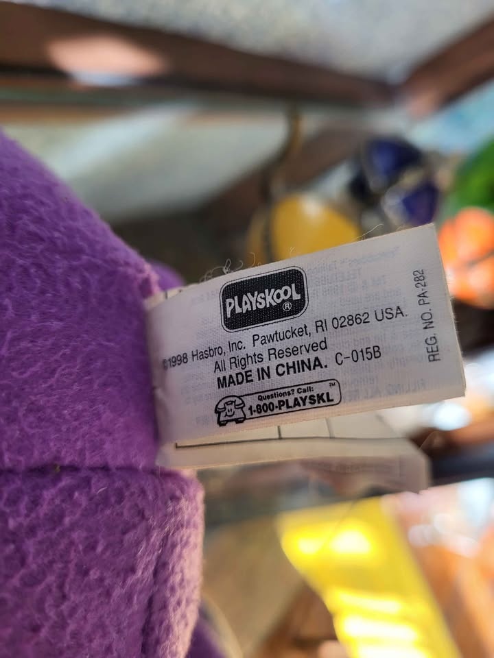 Vintage 1998 Playskool Teletubbies Tinky Winky plush 16 inch, mu - photo 4
