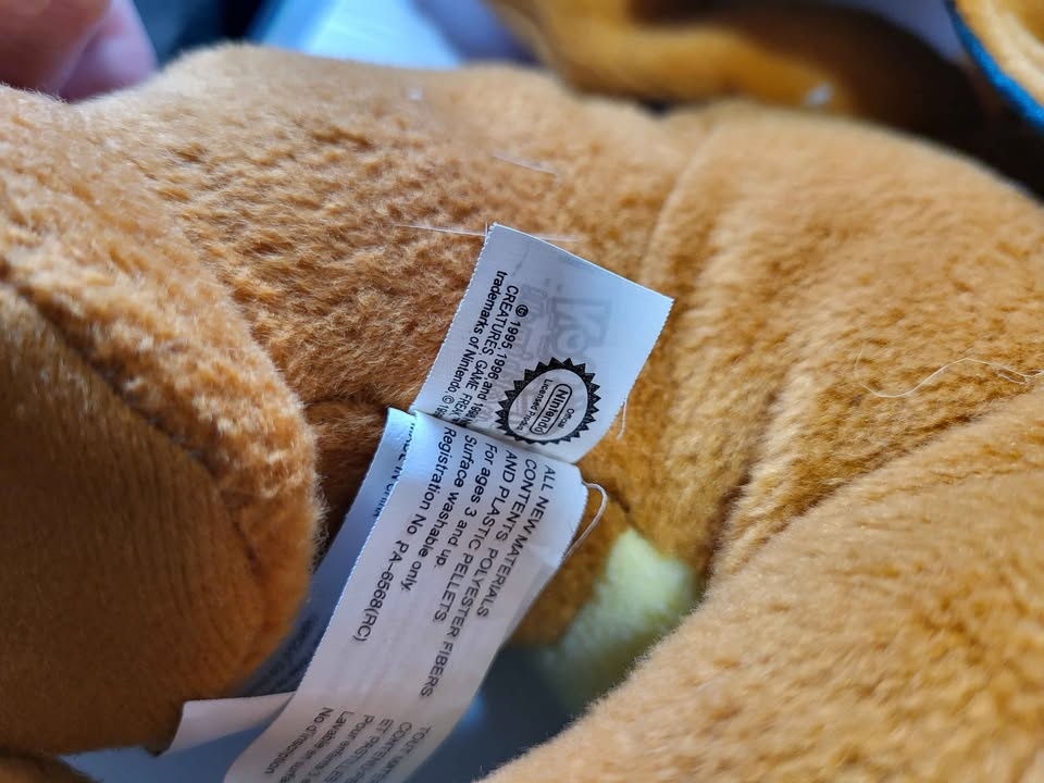 1998 Nintendo Pokemon Charizard 12 inch Plush Toy - photo 3