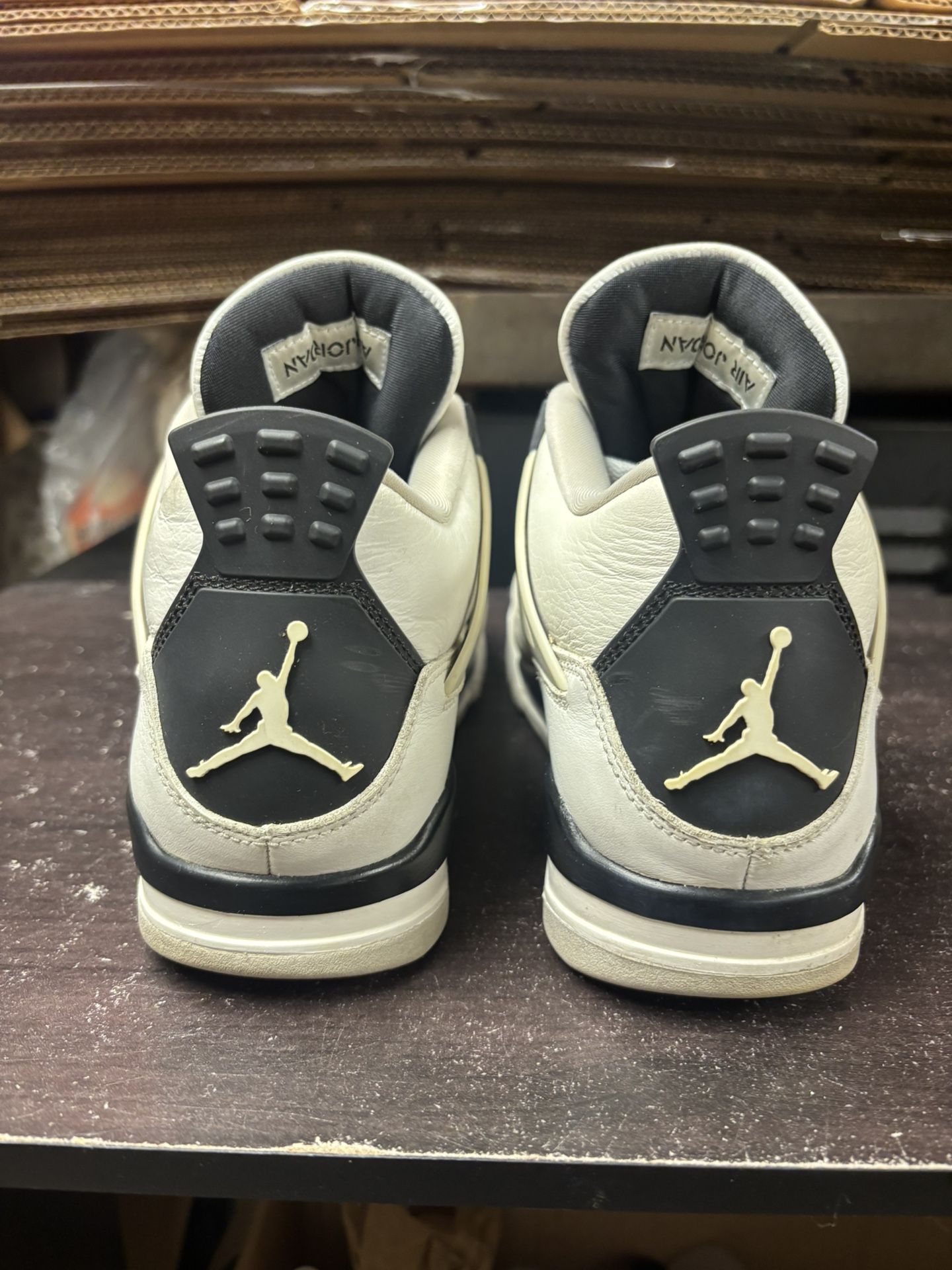 Air Jordan 4 Military Black - photo 4