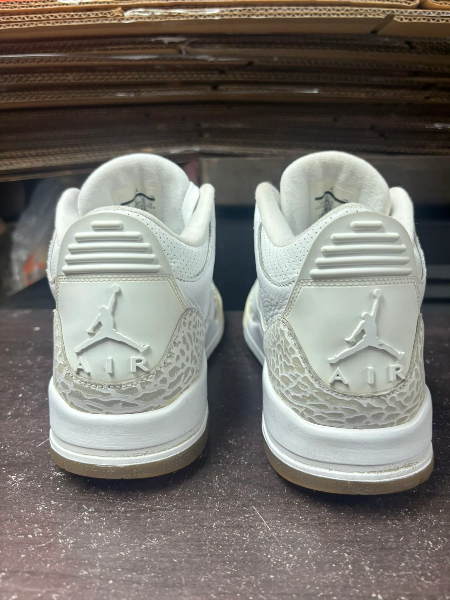Air Jordan 3 Pure White 2018 image indicator(4)