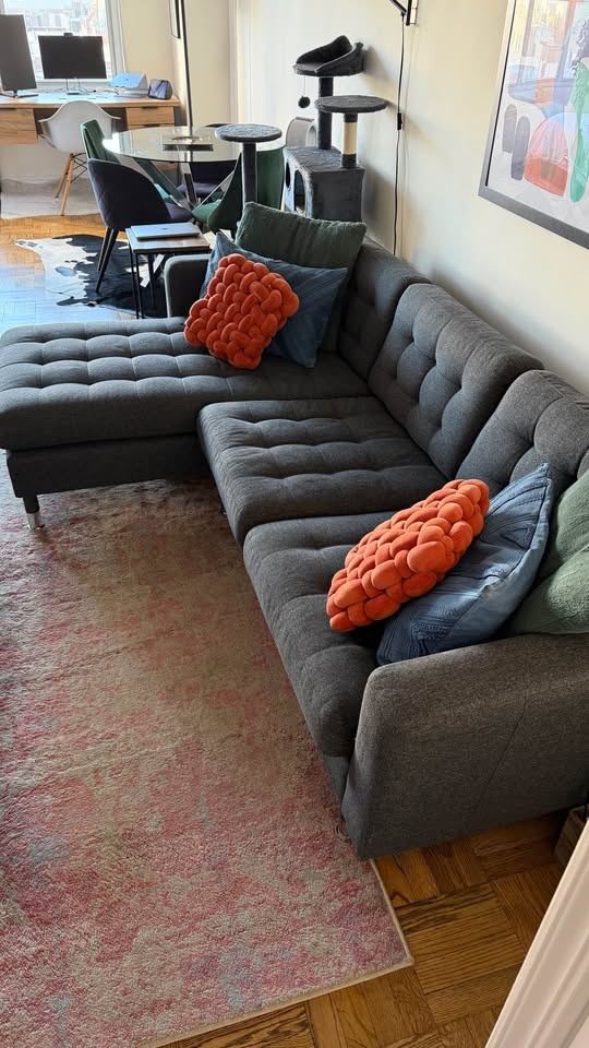 IKEA Sectional Sofa - Excellent Condition - photo 4