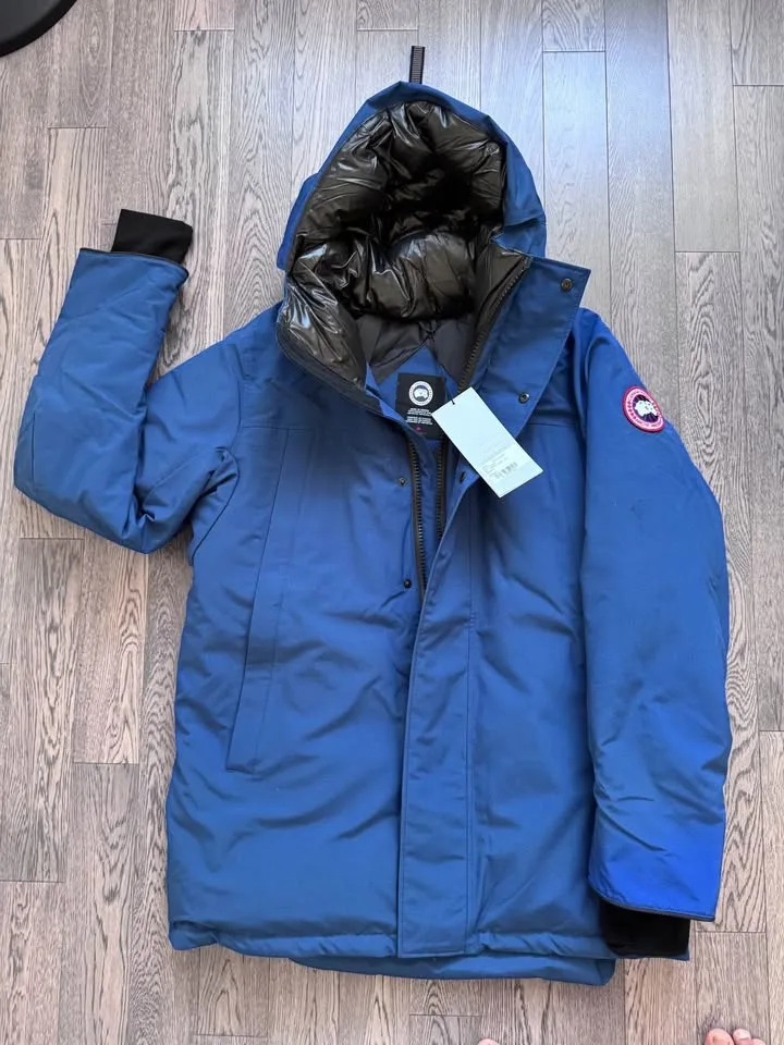 Canada Goose Northern Night winter jacket image indicator(4)