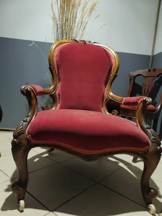 Mid 1800s LPH style carved armchair image indicator(5)