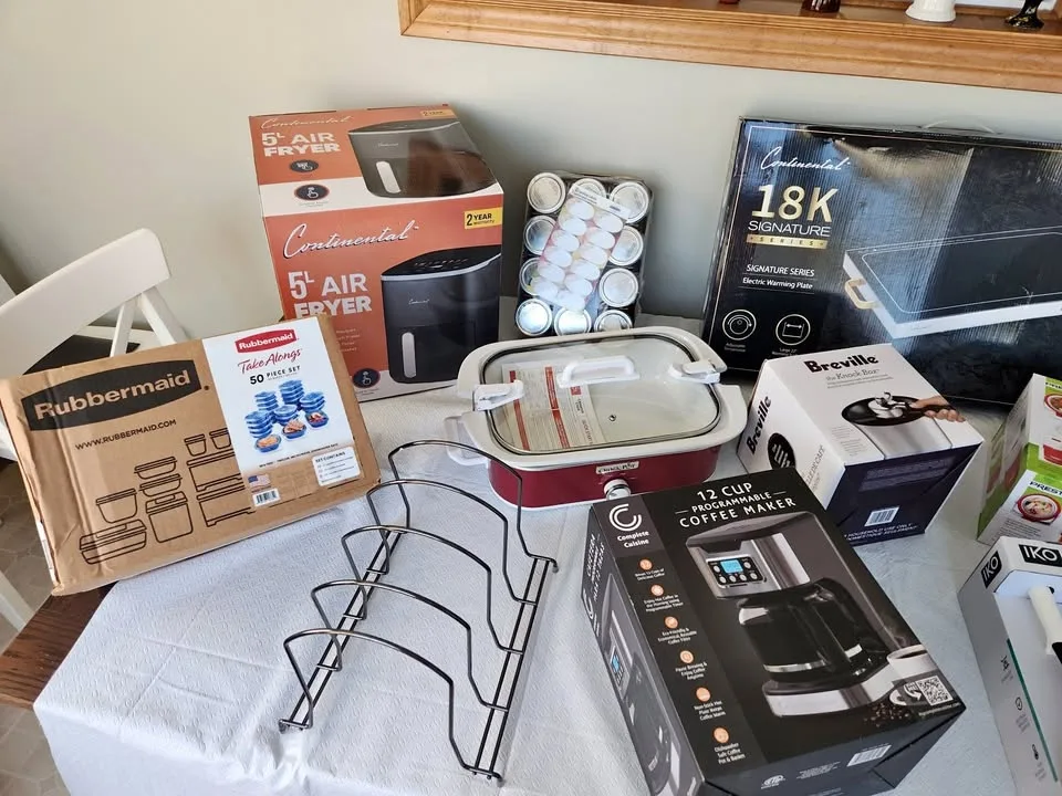 Kitchen Wares - Many brand new in box
