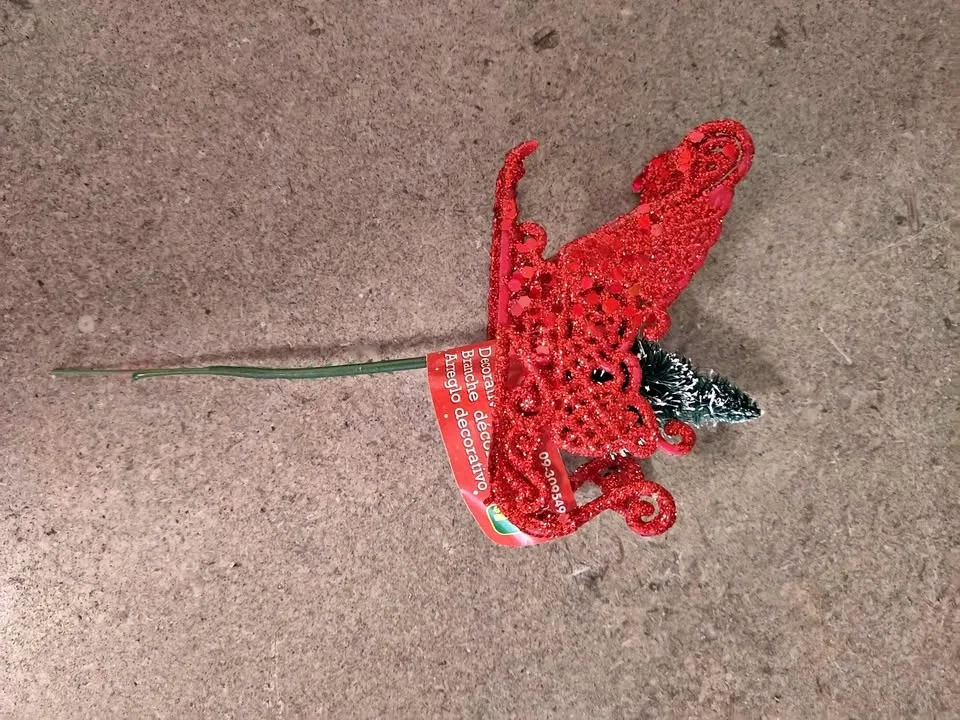 Free Christmas decor