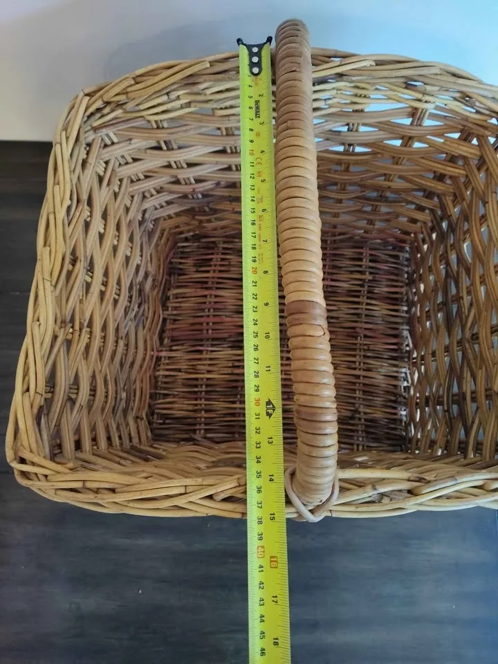 🧺 Large Wicker Basket image indicator(4)