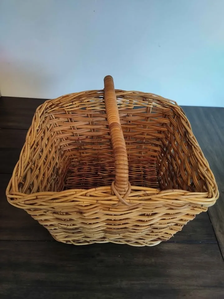 🧺 Large Wicker Basket image indicator(7)