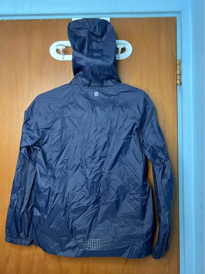 Mountain Warehouse blue ISODRY waterproof boy’s jacket size 13 y image indicator(4)