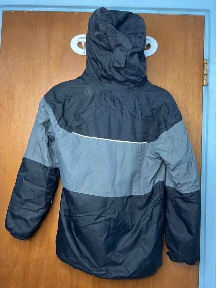 Columbia OMNI-HEAT Boy’s Jacket Size M Youth image indicator(4)