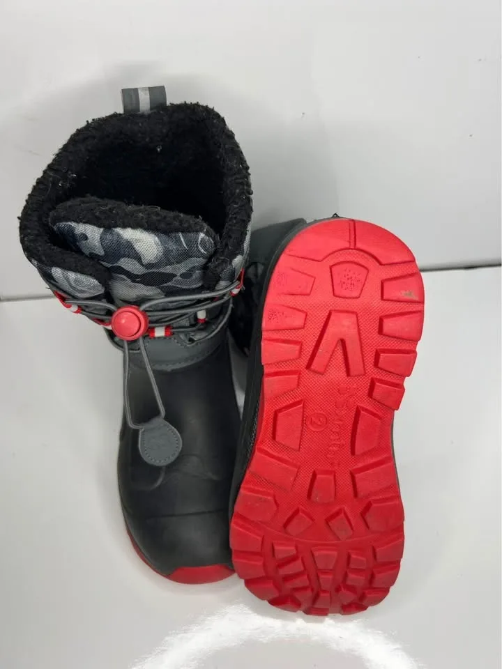 XMTN Winter Waterproof Boy’s Boots Size 2Y image indicator(2)