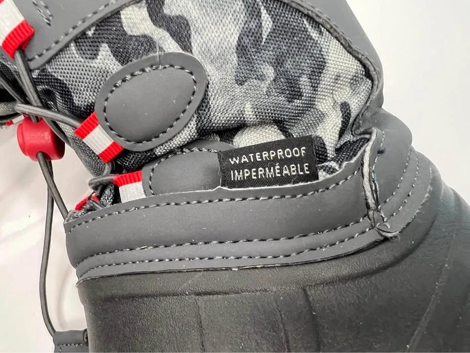 XMTN Winter Waterproof Boy’s Boots Size 2Y image indicator(4)