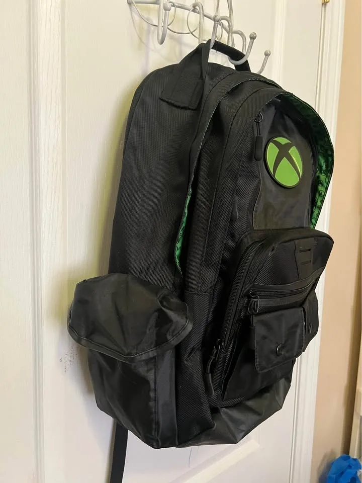 Official XBox Backpack image indicator(2)