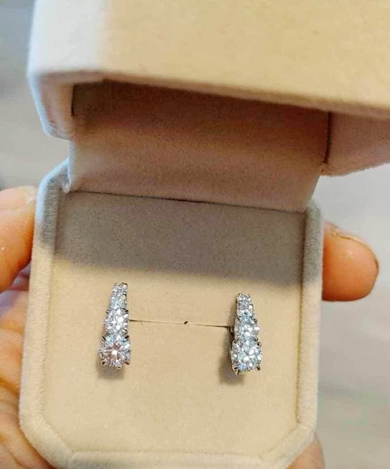 2 ct hoop diamond earring created free diamond test