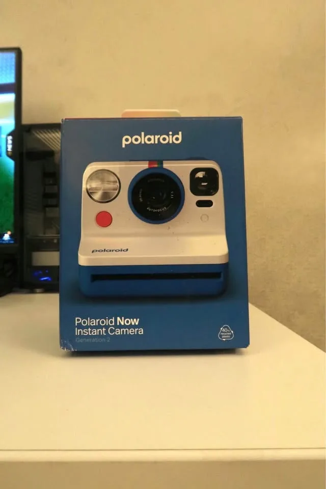 Brand new Polaroid now Gen 2 instant camera image indicator(3)