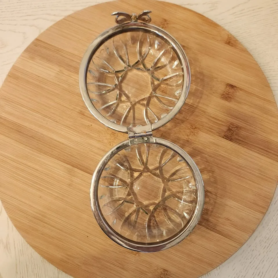 Glass Keepsake, Jewellery, Crystal, Trinket Box, Hinged image indicator(10)