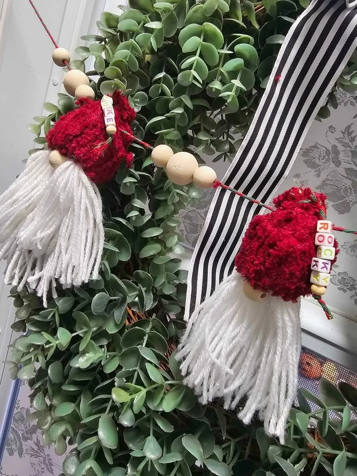 Personalized family Santa garlands image indicator(2)