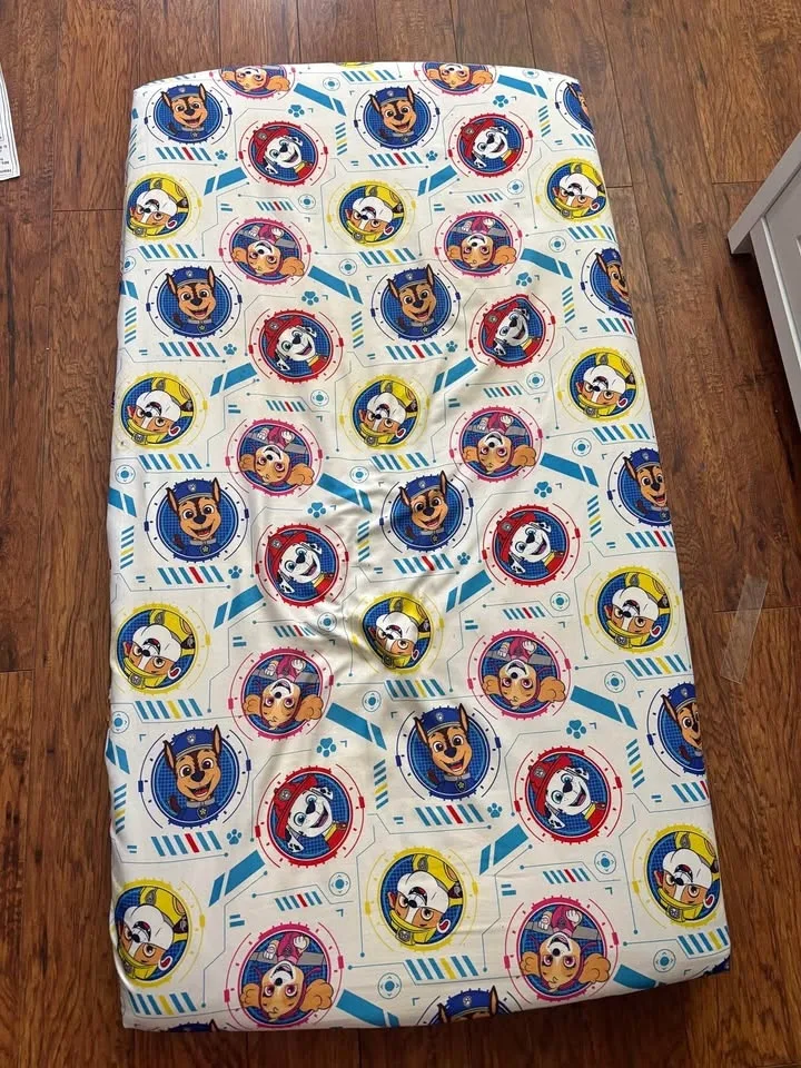 Kids mattress with bamboo protector