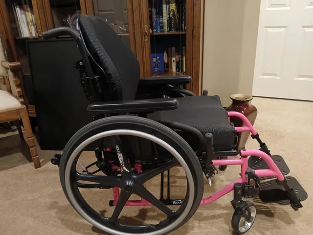 Quickie Matrix Elite E2 Collapsible Wheelchair