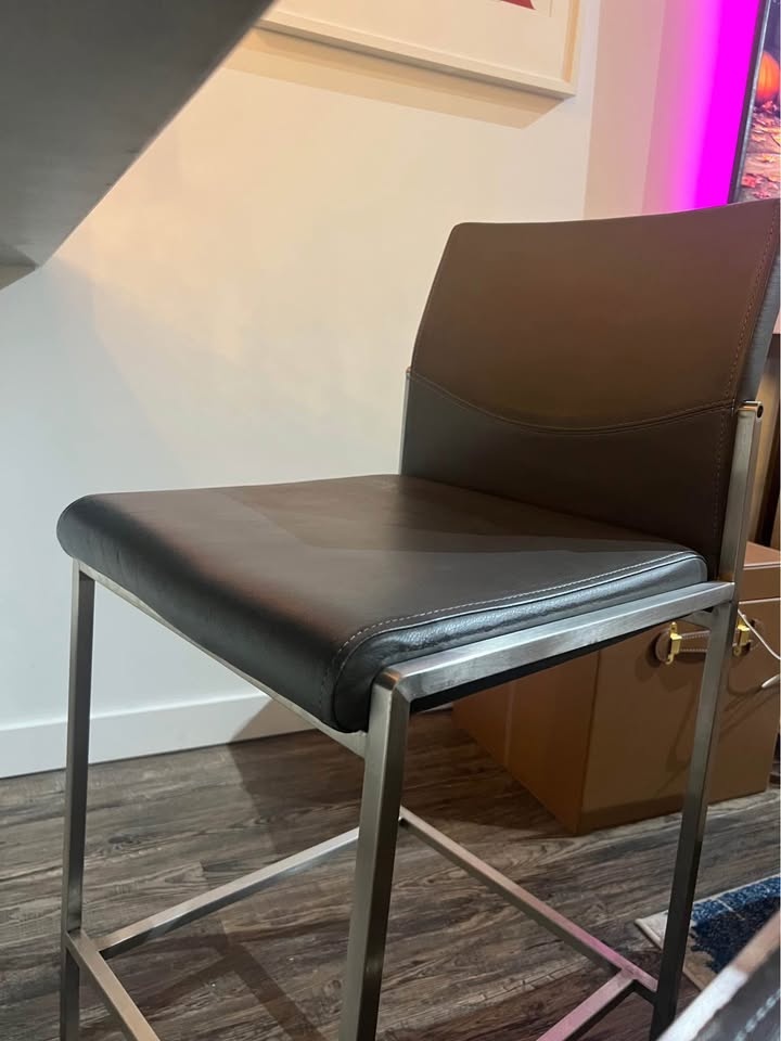Bar Stools - 3 Chairs - photo 5