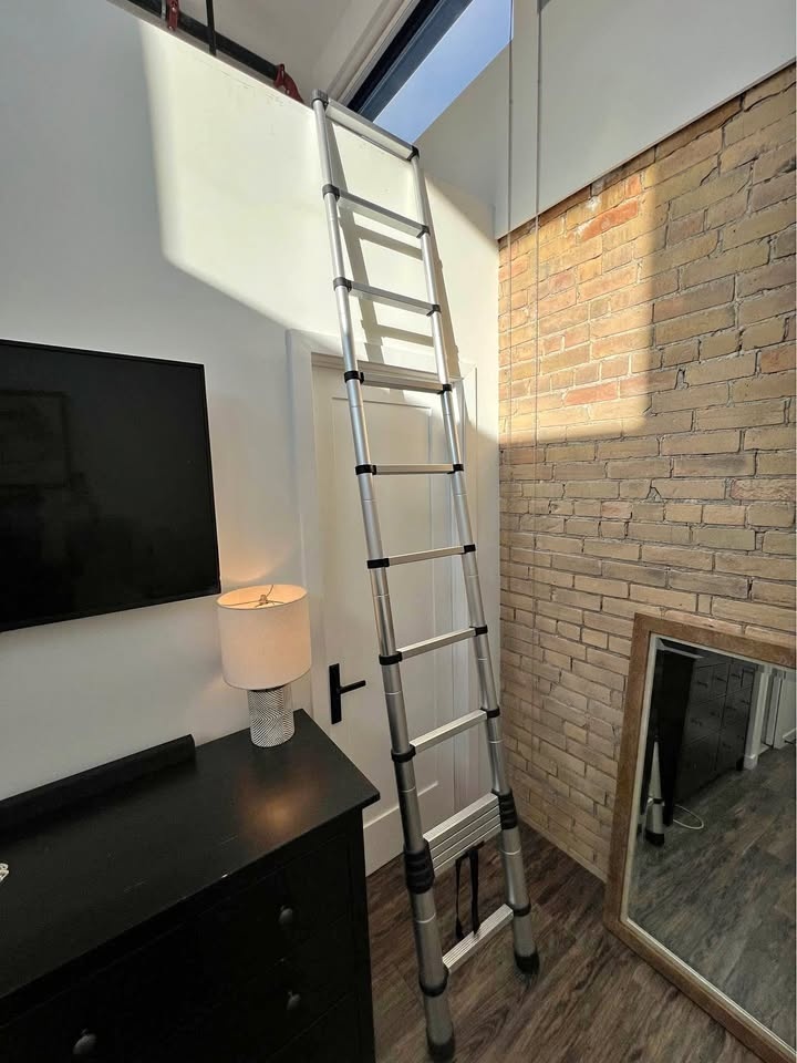 Extendable Ladder 12.5FT